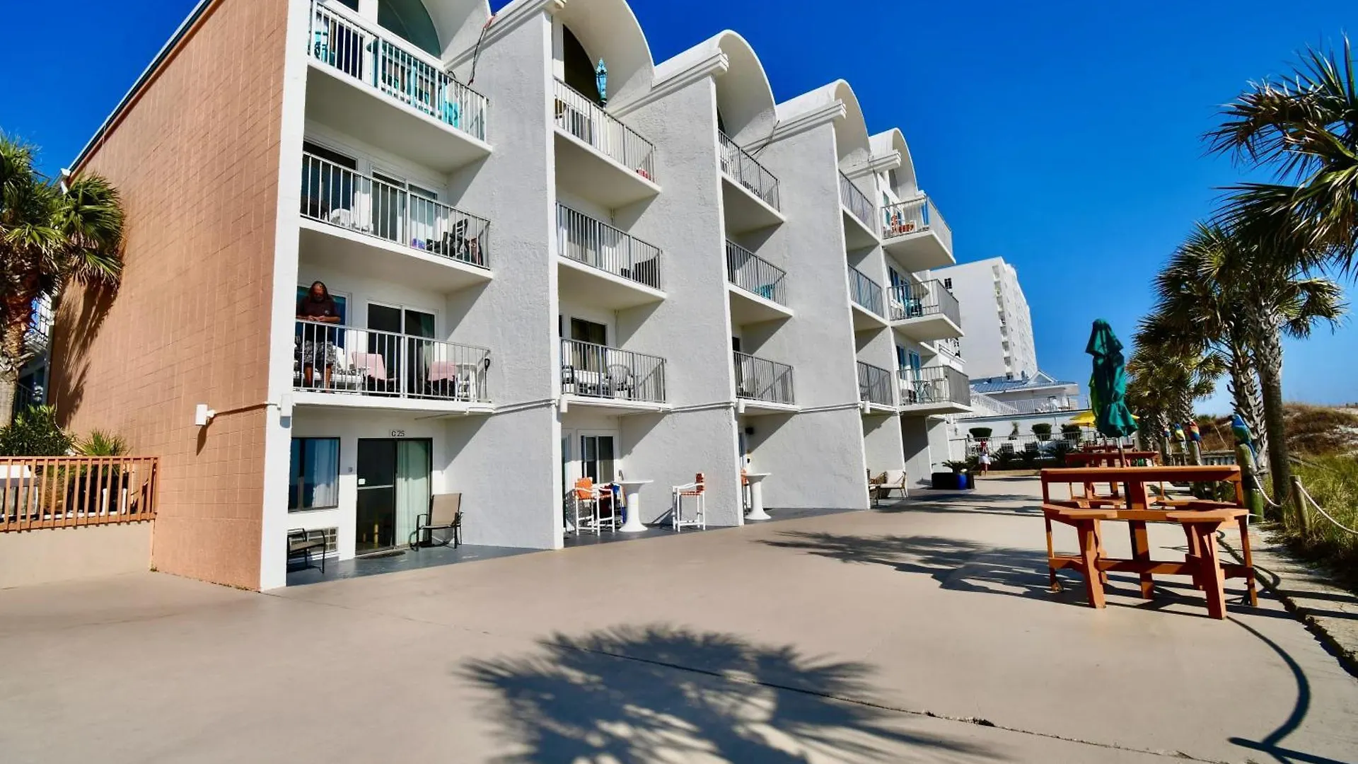 Ambassador C204 By Avantstay Beachfront Access Panama City Beach Holiday home