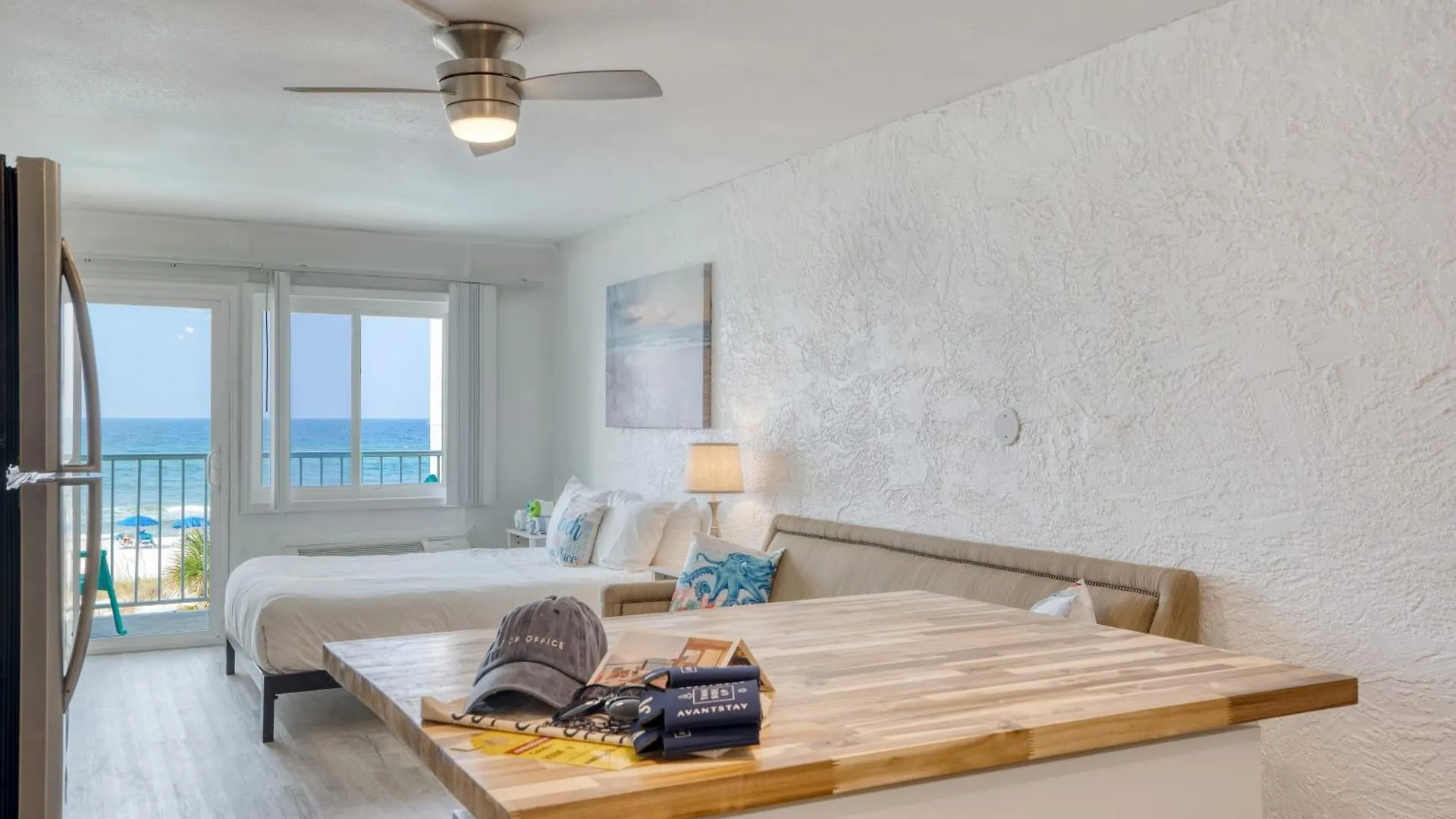 Holiday home Ambassador C204 By Avantstay Beachfront Access Panama City Beach United States